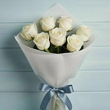 Букет 7 Белых роз Эдлесс Лав в Анастасиевской