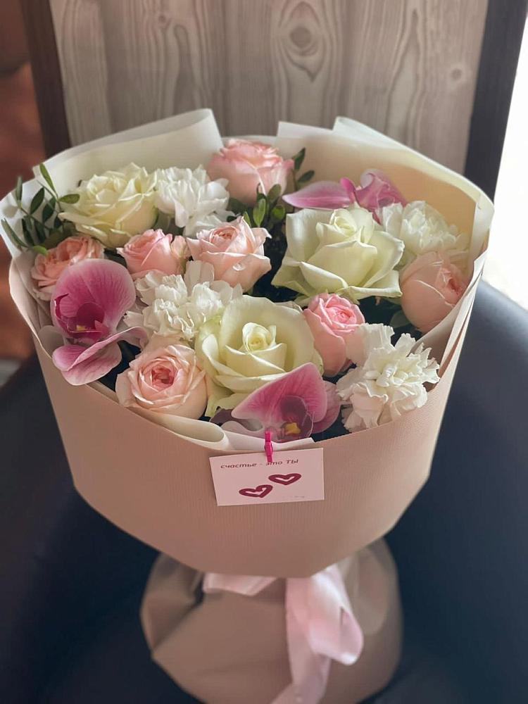 Букет цветов из: Орхидеи, Розы и Гвоздики в Анастасиевской