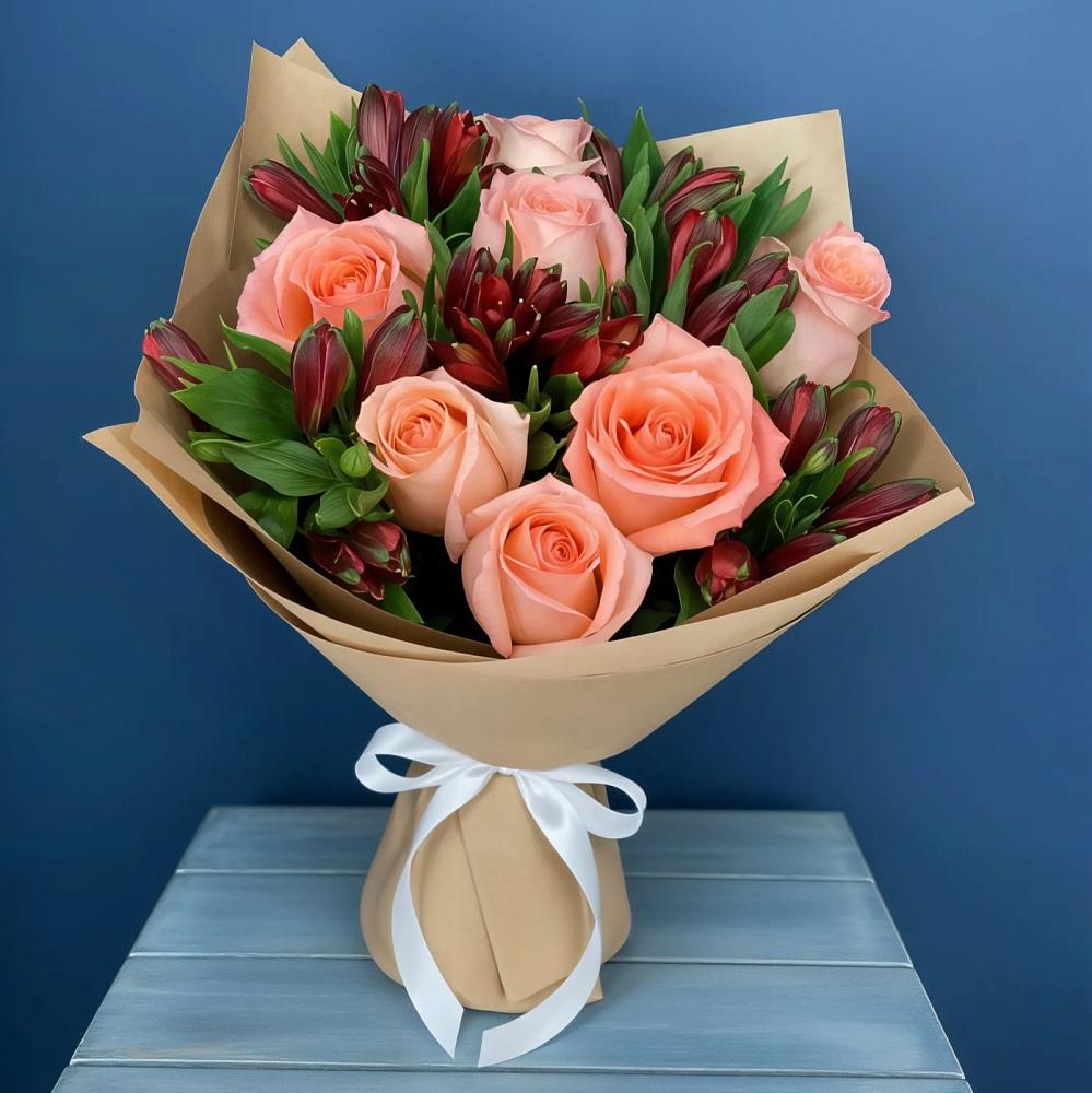 Букет цветов из: Розы и Альстромерии в Анастасиевской