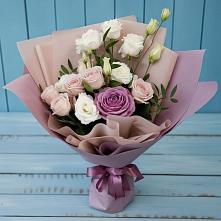 Букет цветов из:  Розы и Лизиантусы #REPLACE_PRED# Анастасиевской