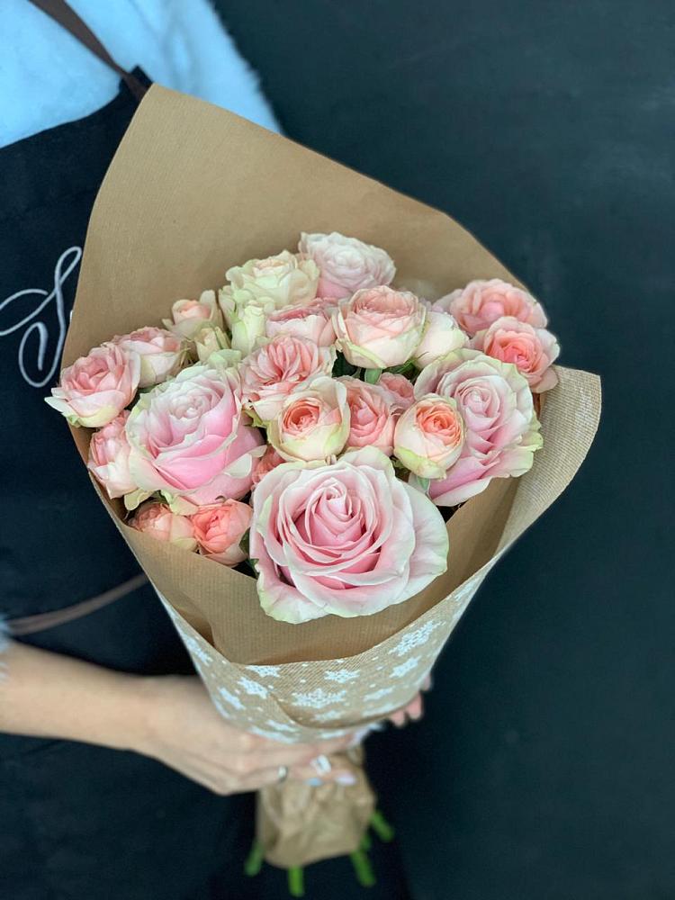 Букет цветов из: Хризантемы и Розы в Анастасиевской