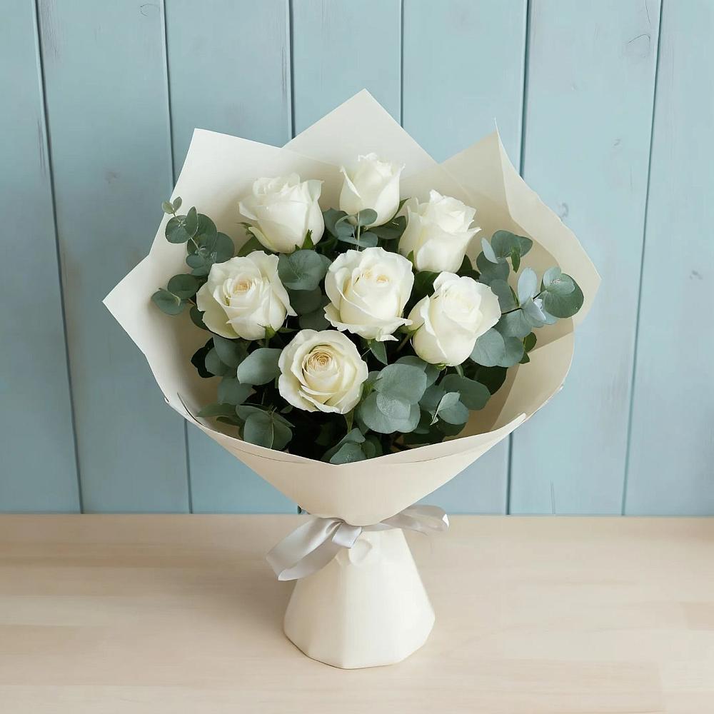 Букет Белые розы в Эвкалипте в Анастасиевской