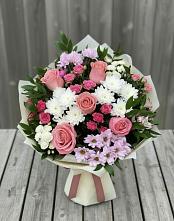 Букет цветов из:  Альстромерии, Гвоздики, Розы и Хризантемы в Анастасиевской