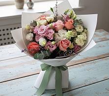 Букет цветов из:  Розы, Лизиантусы и Гвоздики #REPLACE_PRED# Анастасиевской