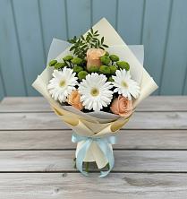 Букет цветов из:  Герберы, Розы и Хризантемы в Анастасиевской