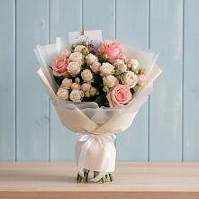 Букет цветов из:  Розы в Анастасиевской
